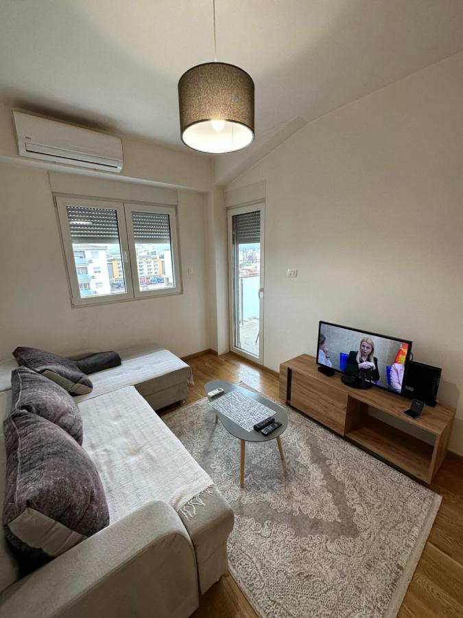 Irina Centre Apartment Подгориця Екстер'єр фото
