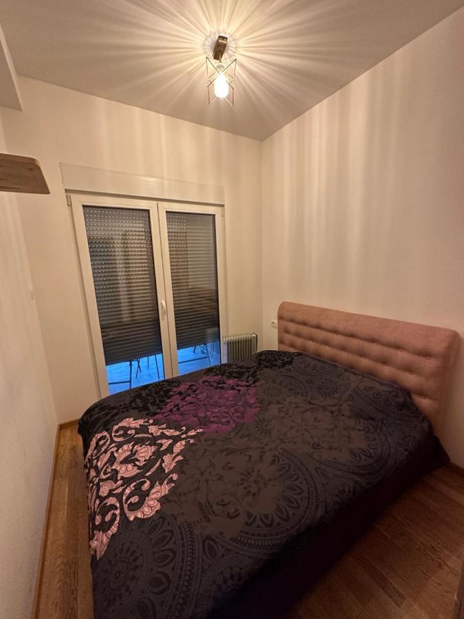 Irina Centre Apartment Подгориця Екстер'єр фото