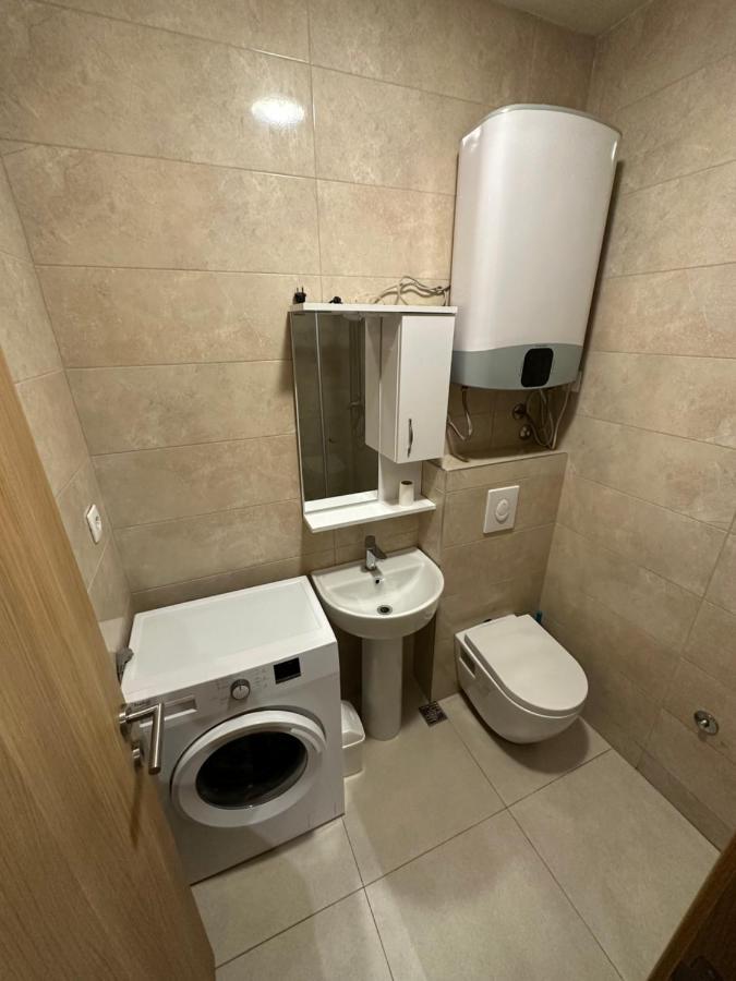 Irina Centre Apartment Подгориця Екстер'єр фото